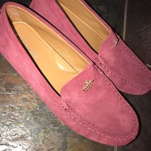Coach AMBER Burgundy suede loafer Size 9.5 women’s
